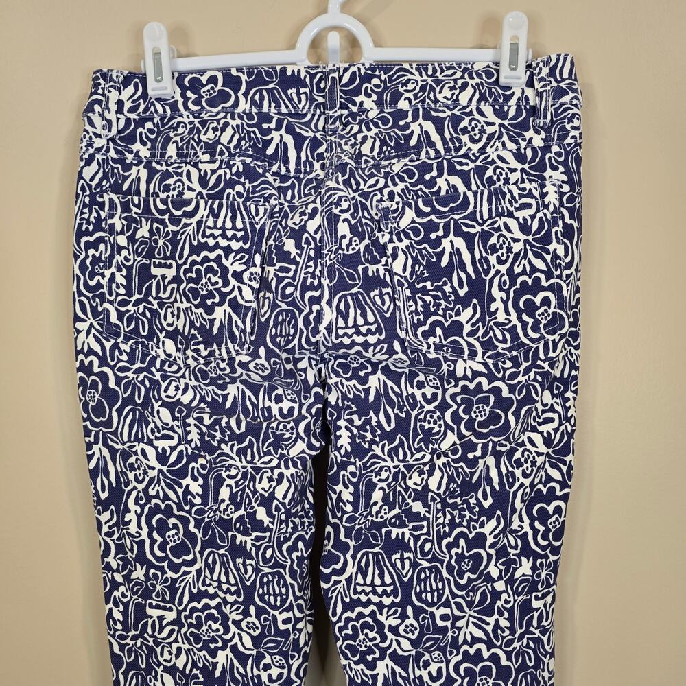 Women's J. McLaughlin Blue White Floral Jeans | Size 4 - Picture 5 of 10